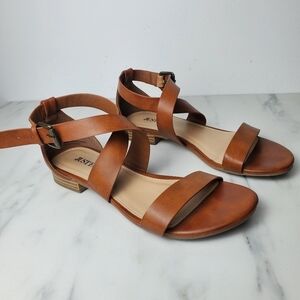 Justfab Jika Flat Sandals